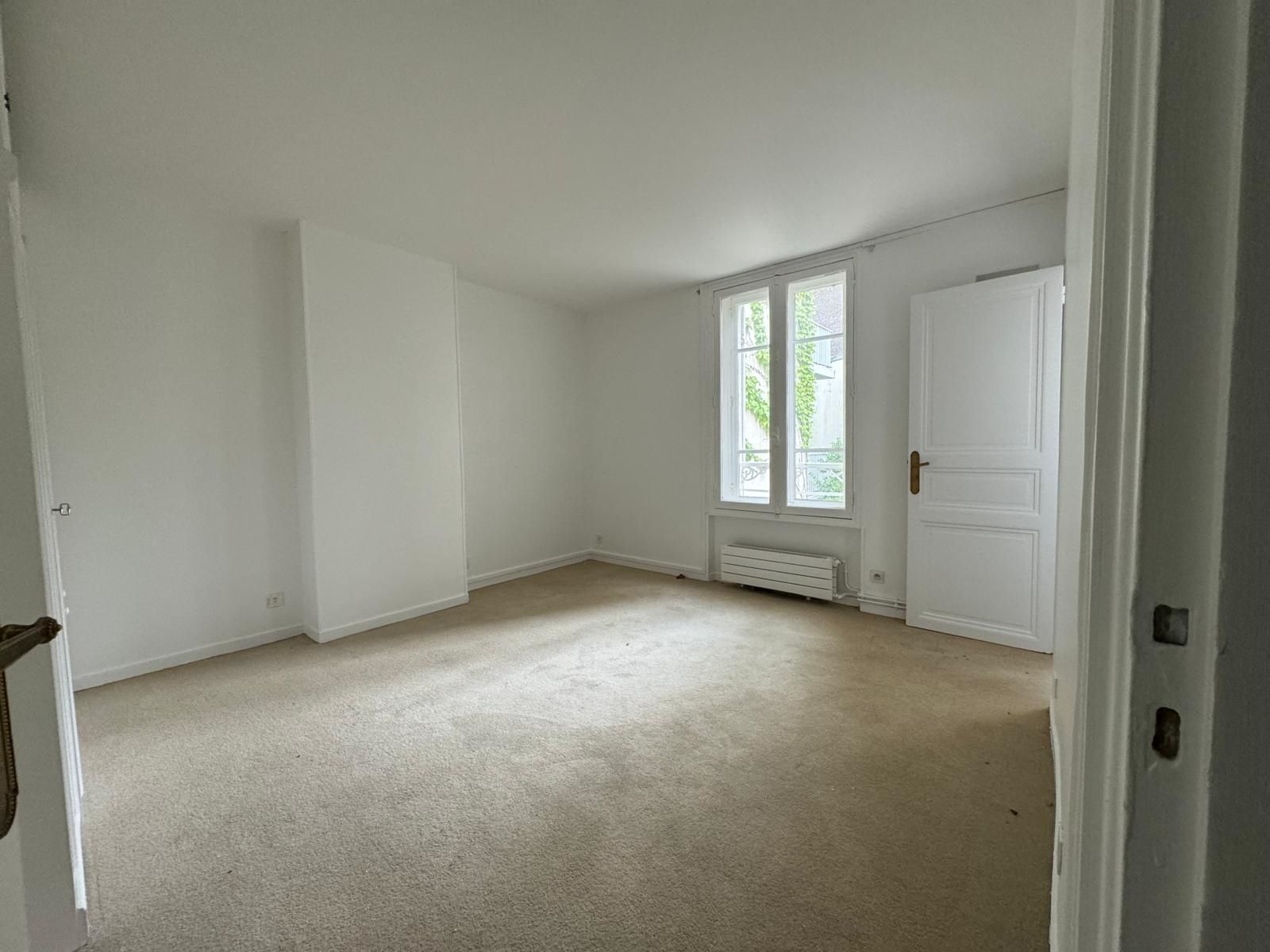 hôtel particulier 8 Pièces en location sur NEUILLY SUR SEINE (92200)