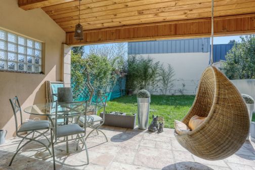 Vente Maison Nanterre 6 Pièces 213 m²