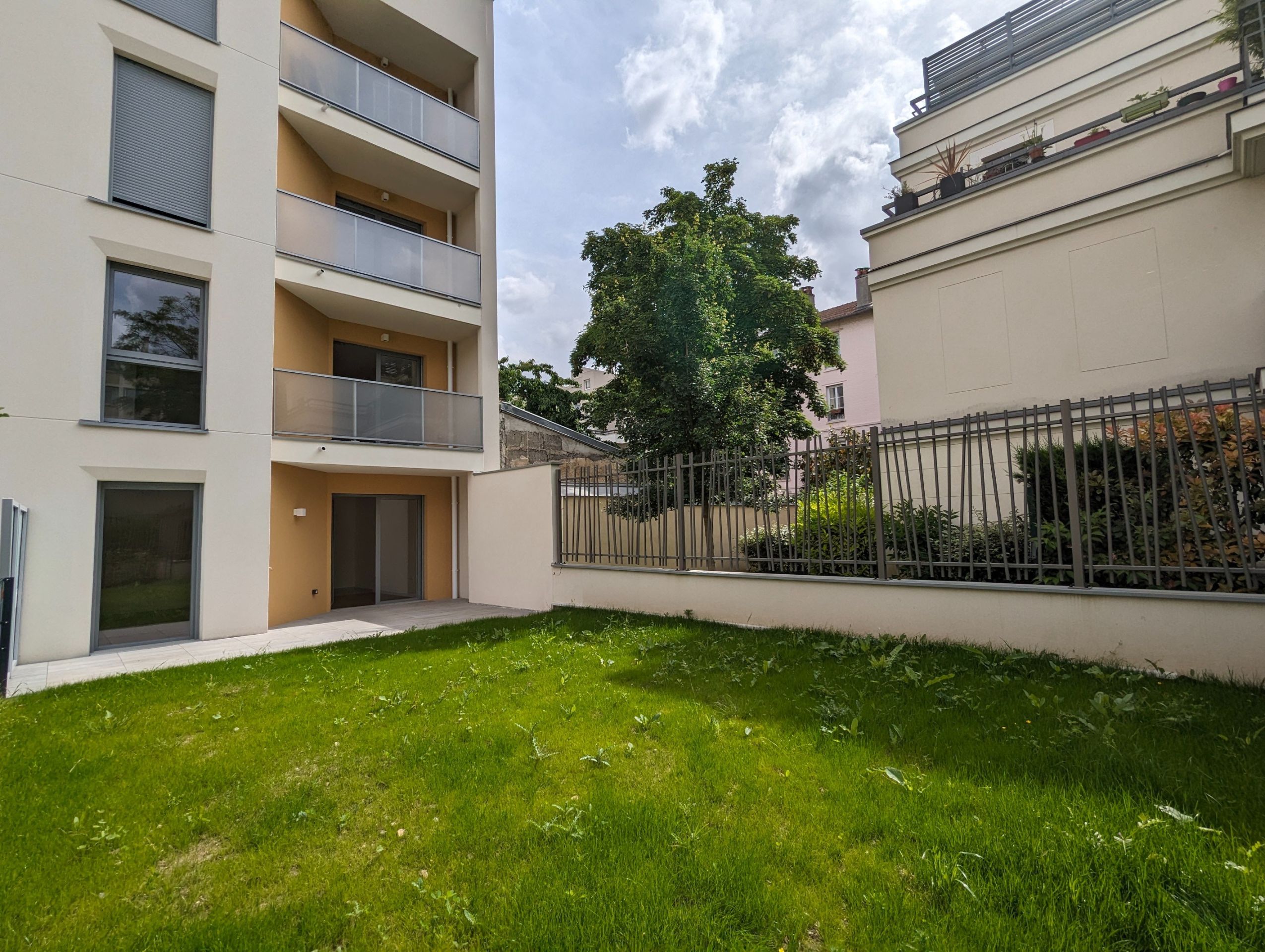 appartement 4 Pièces en vente sur SURESNES (92150)
