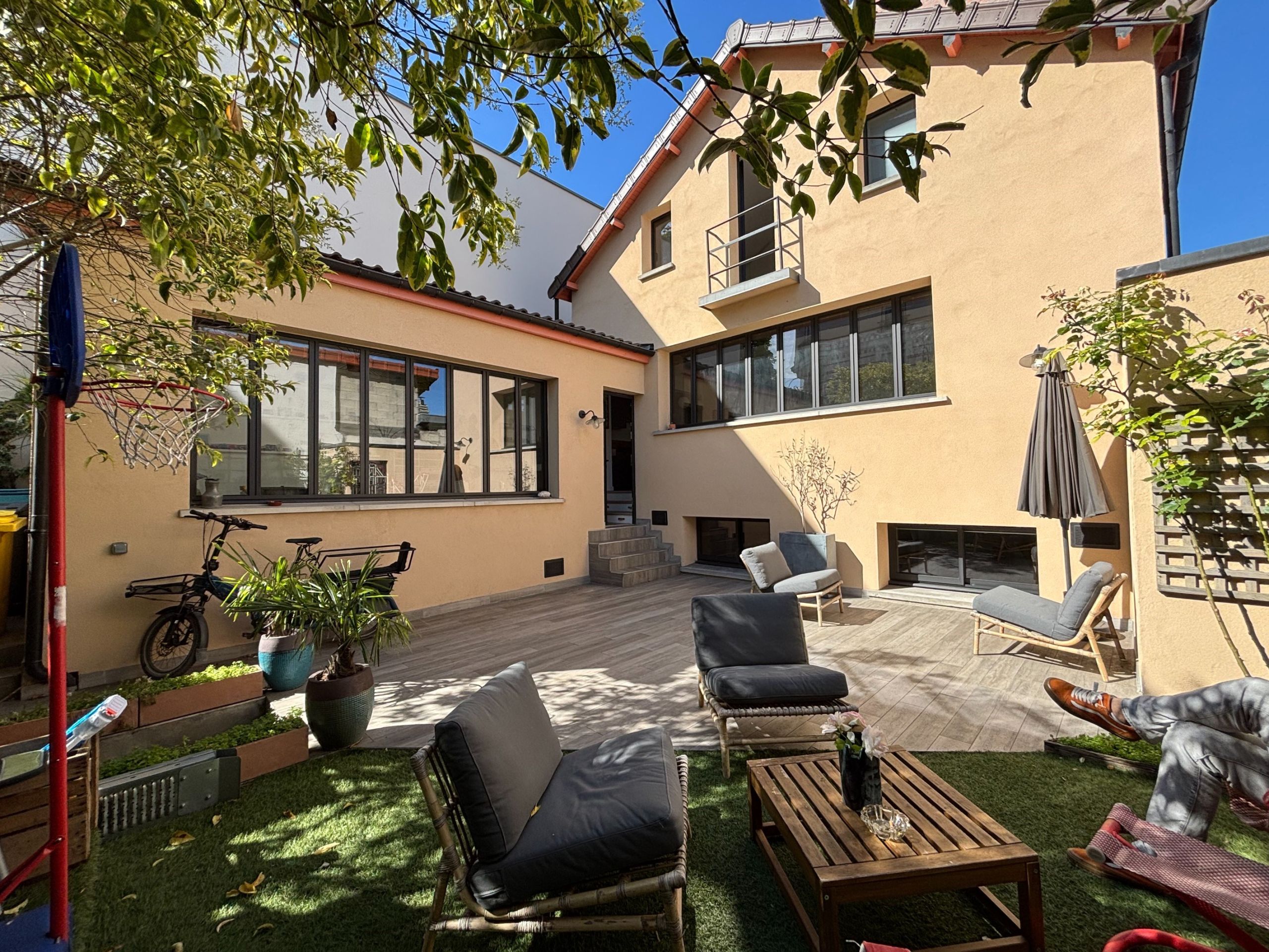 maison 5 Pièces en vente sur PUTEAUX (92800)