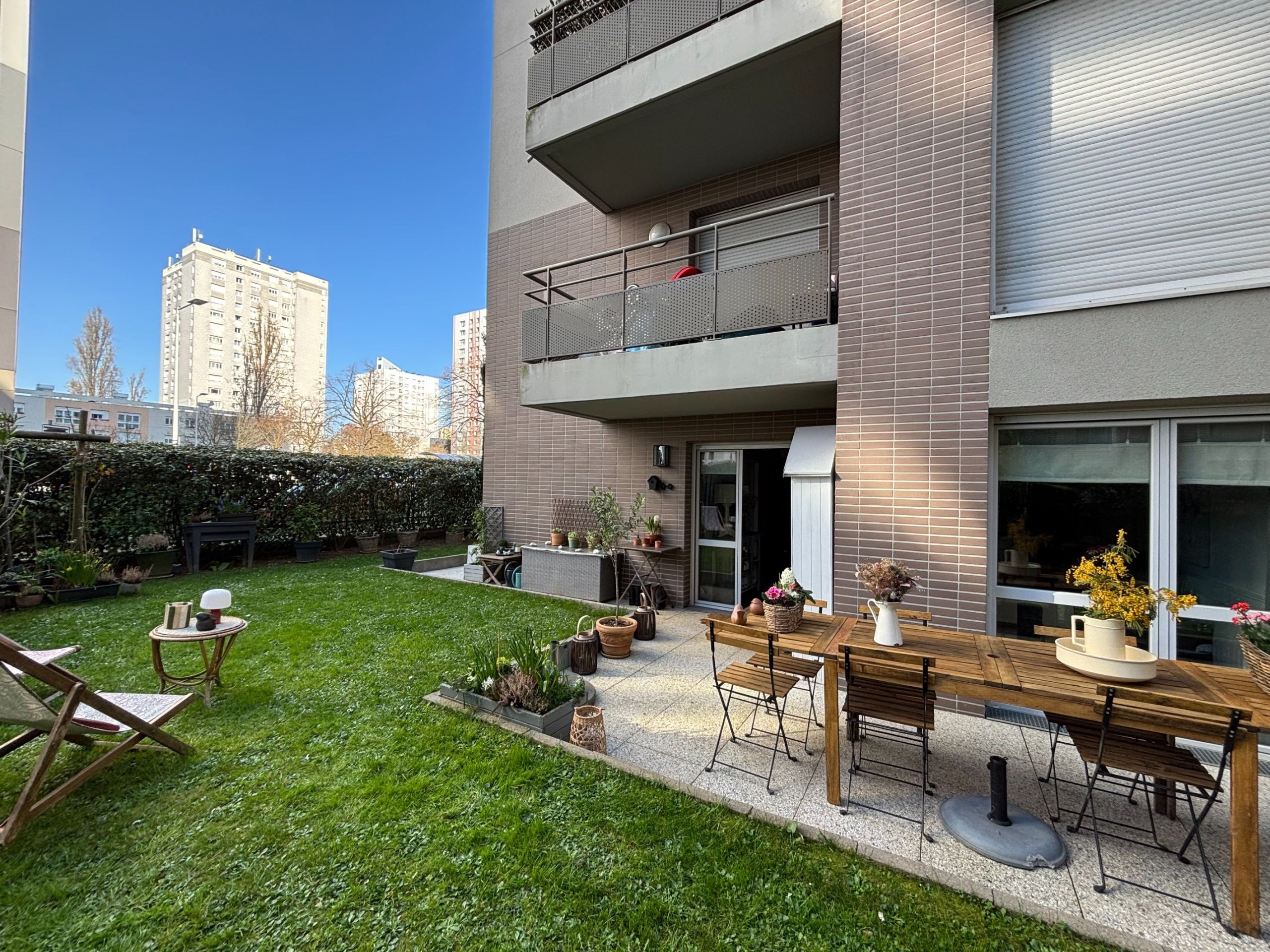 appartement 5 Pièces en vente sur NANTERRE (92000)