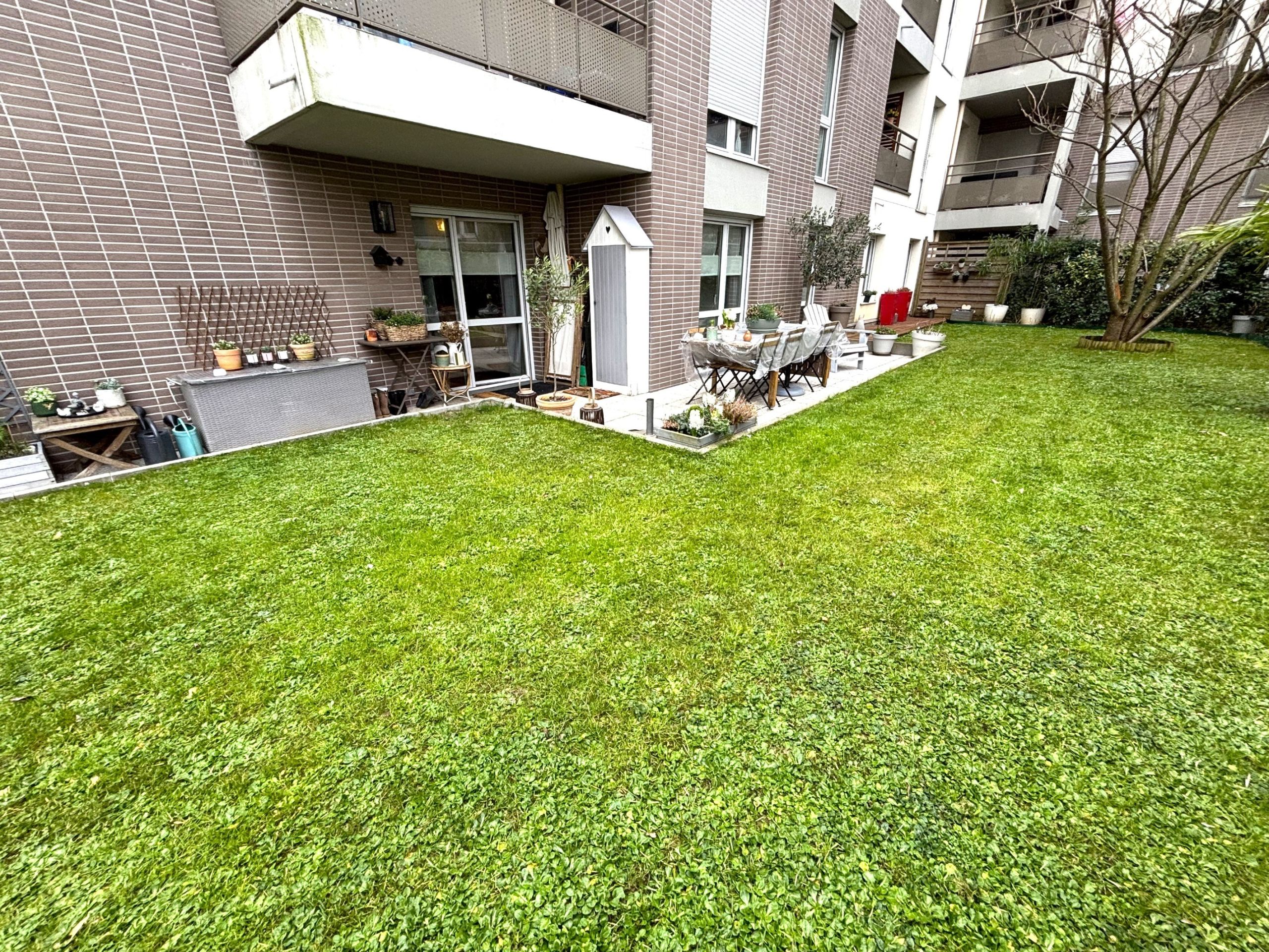 appartement 5 Pièces en vente sur NANTERRE (92000)