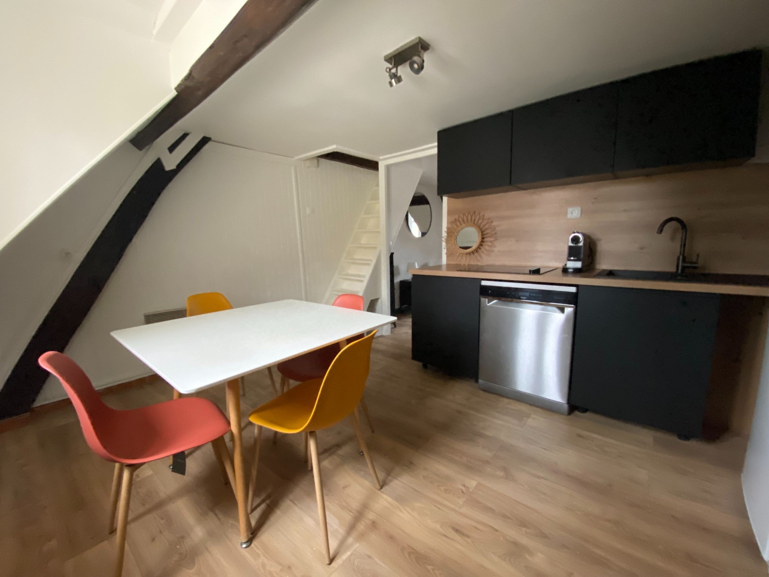 appartement 2 Pièces en location sur RUEIL MALMAISON (92500)