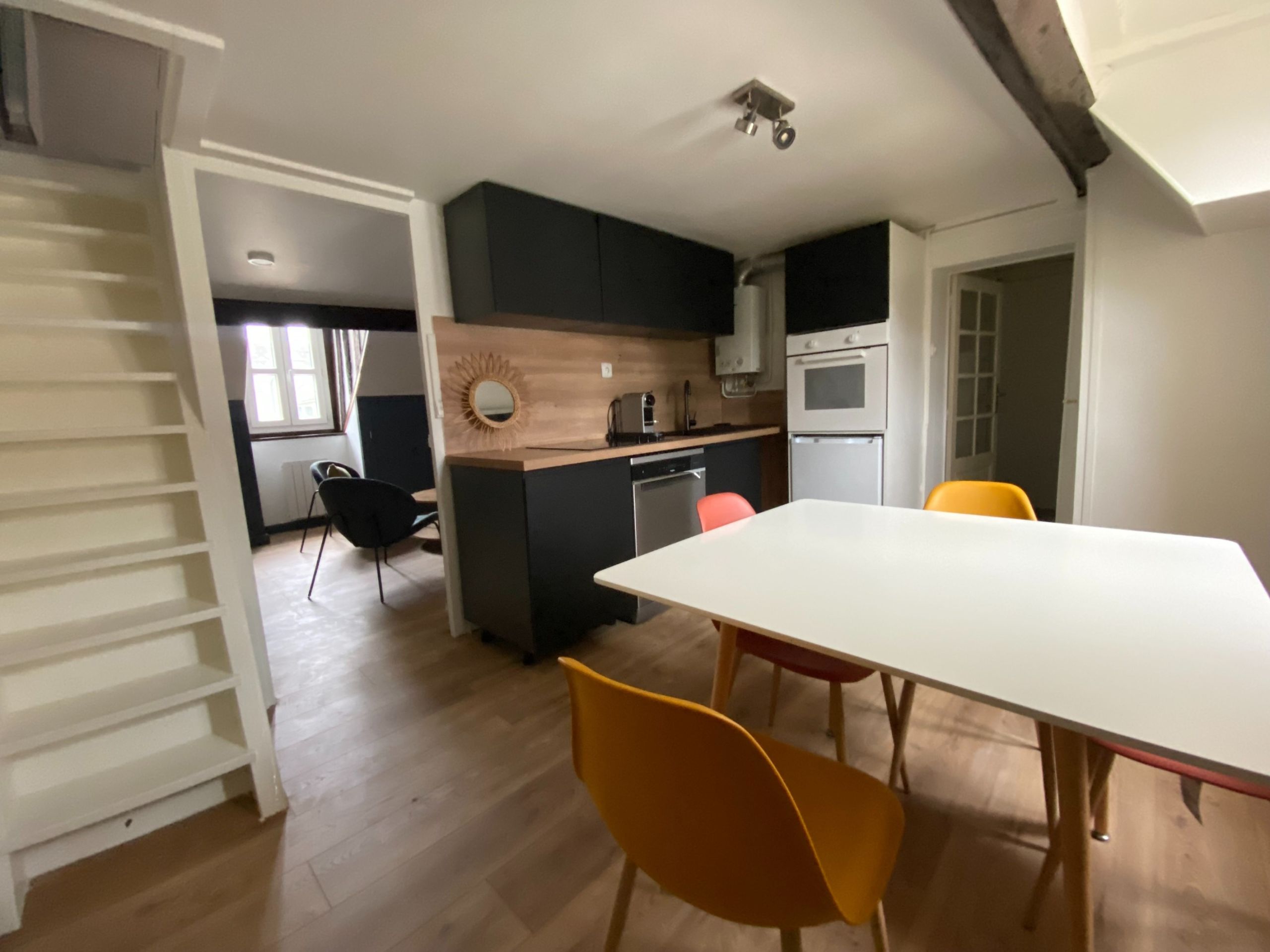 appartement 2 Pièces en location sur RUEIL MALMAISON (92500)