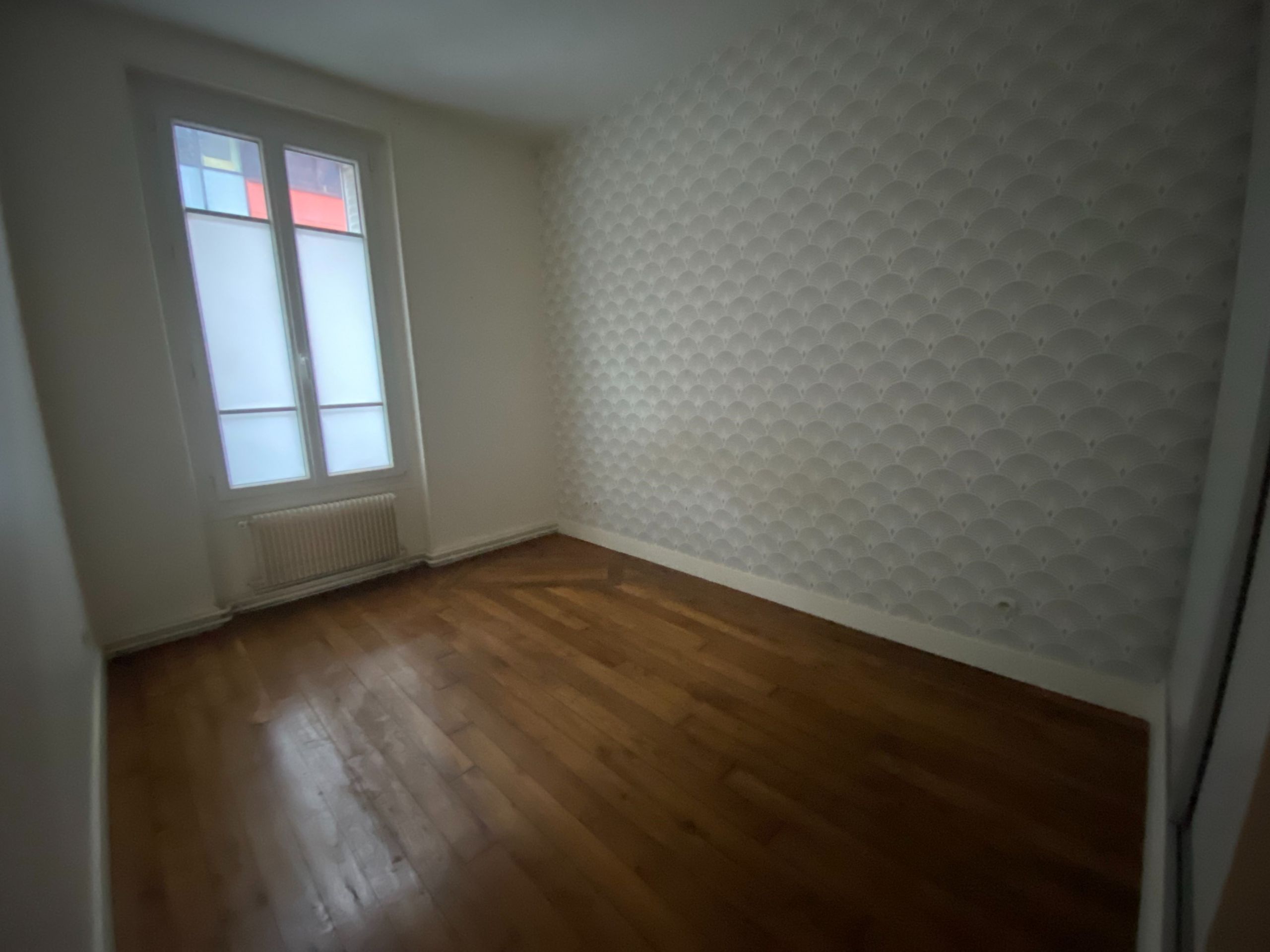 appartement 4 Pièces en location sur SURESNES (92150)